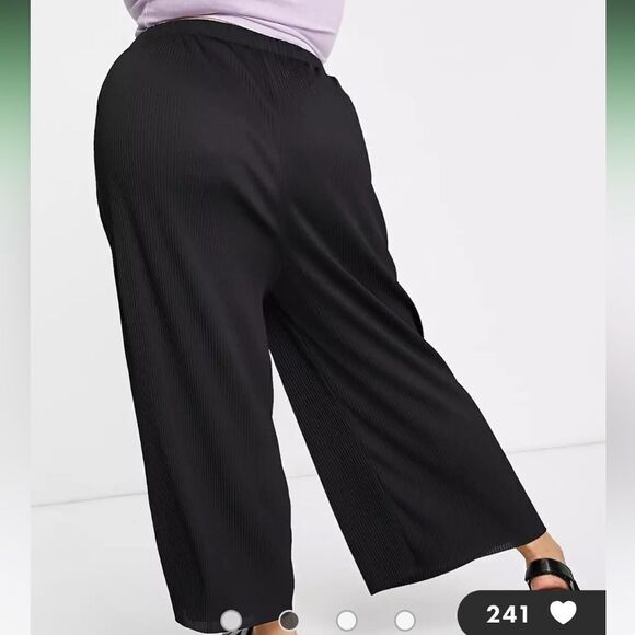 ASOS‎ DESIGN Curve plisse culotte pants in black 24 NWT and in packaging - Picture 2 of 8